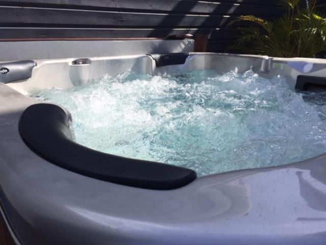 Апартаменти Le Flamboyant Avec Piscine Chauffee 30° Et Jacuzzi Сент-Андре Екстер'єр фото